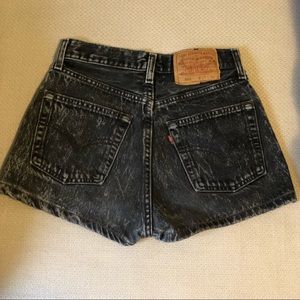 High waist 501 Black Acid Wash Levi Shorts
